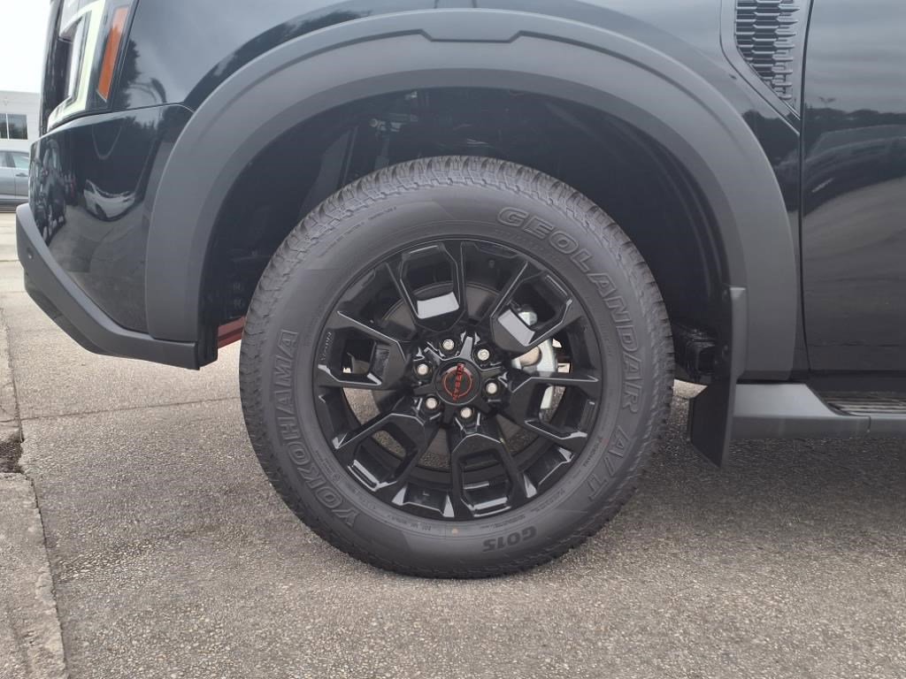 New 2025 Nissan Armada PRO-4X w/ Convenience Package image 4