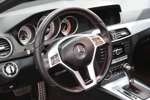 Used 2014 Mercedes-Benz C 250 Coupe image 15