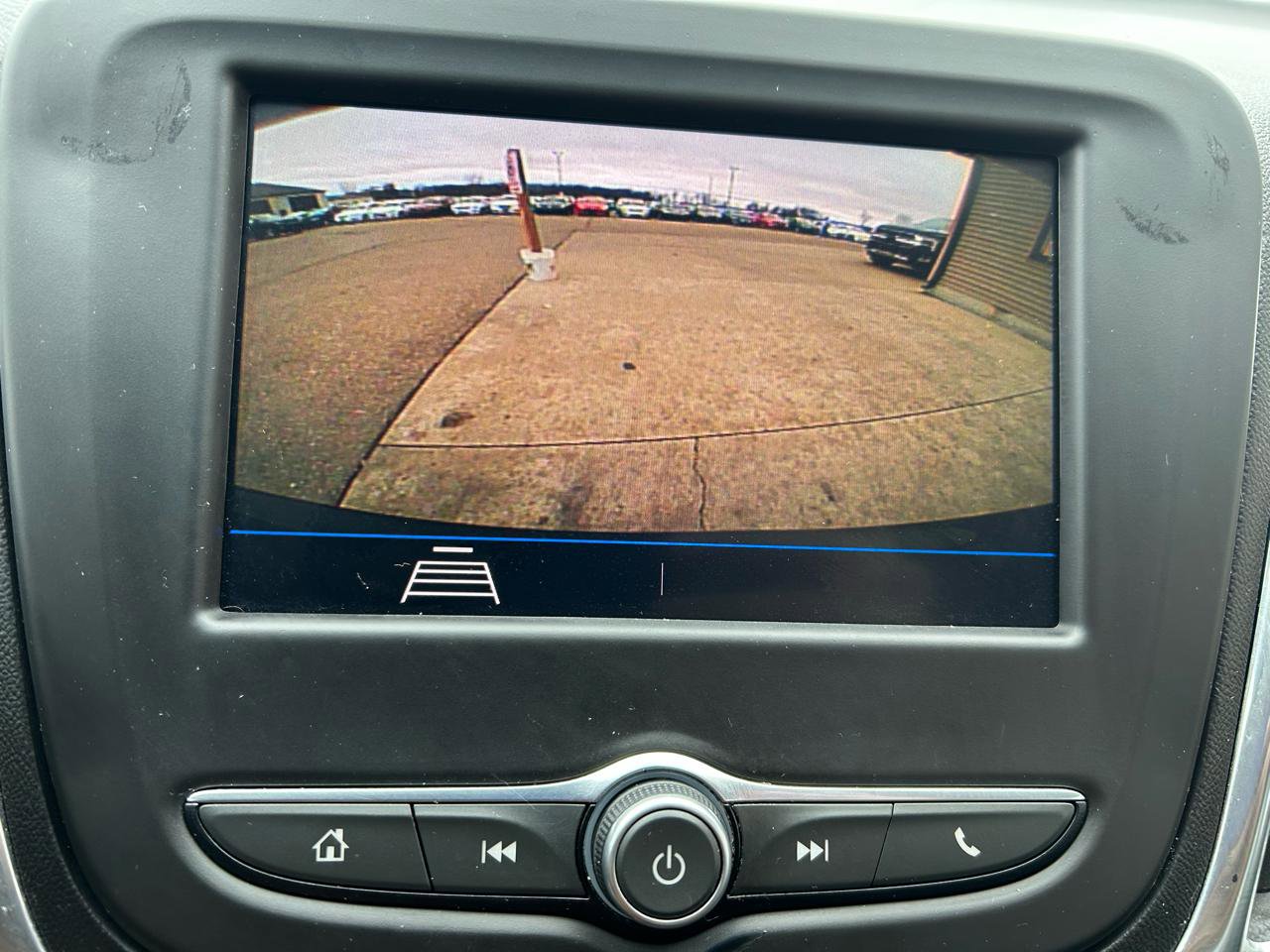 Used 2020 Chevrolet Equinox LT image 23