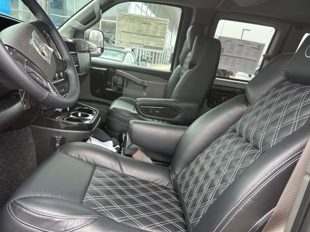 New 2026 Chevrolet Express 2500 Extended w/ Driver Convenience Package RWD image 10