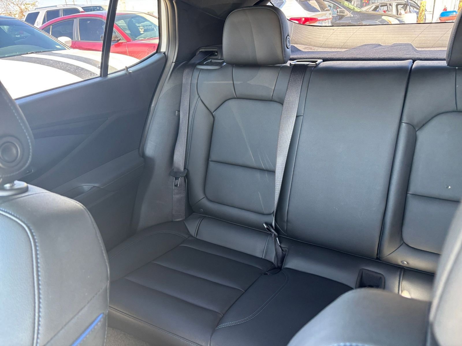 Used 2025 Buick Envista Sport Touring image 38