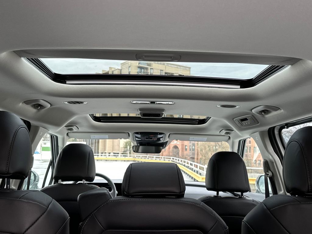 New 2026 Kia Carnival SX Prestige FWD image 8