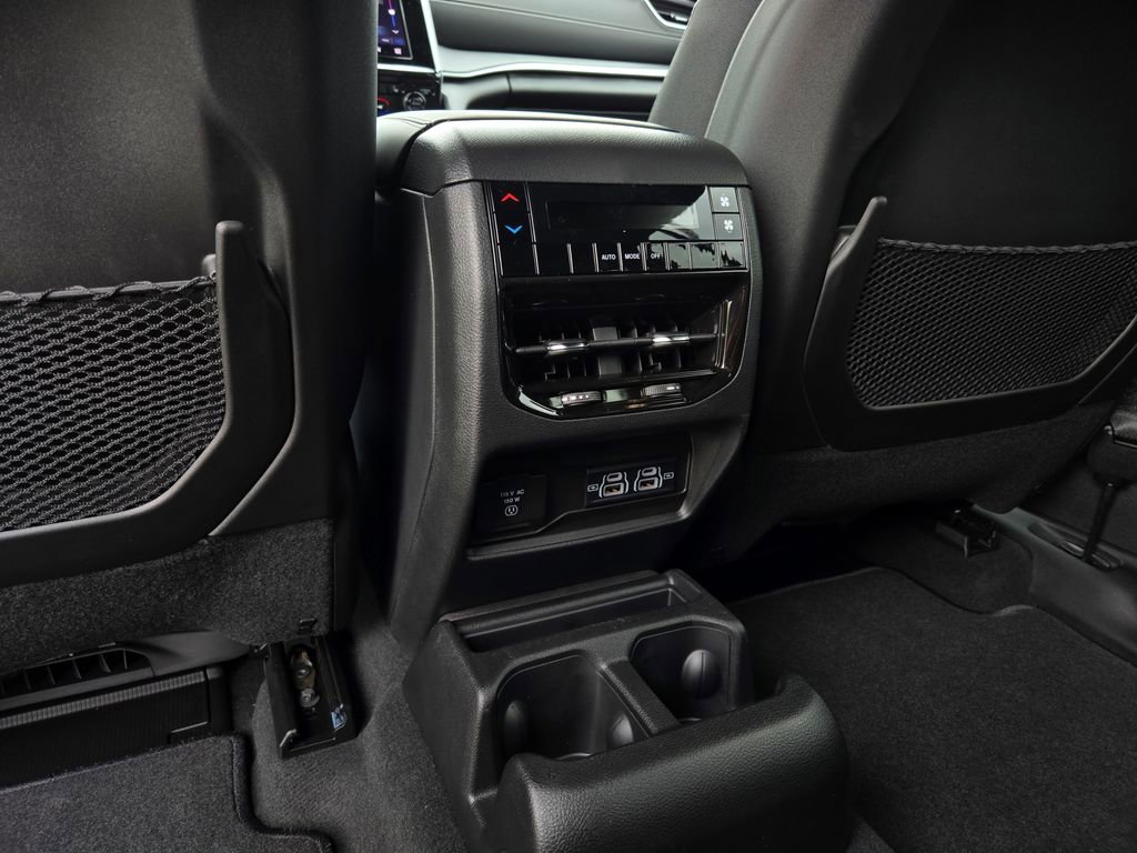 New 2025 Jeep Grand Cherokee L Laredo image 26