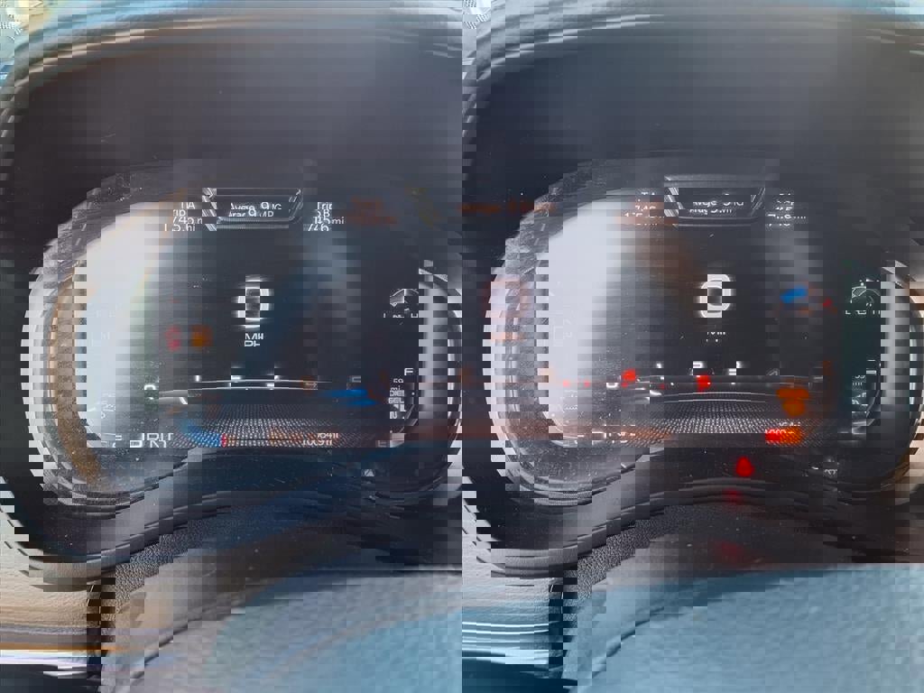 Used 2024 RAM 3500 Limited image 21