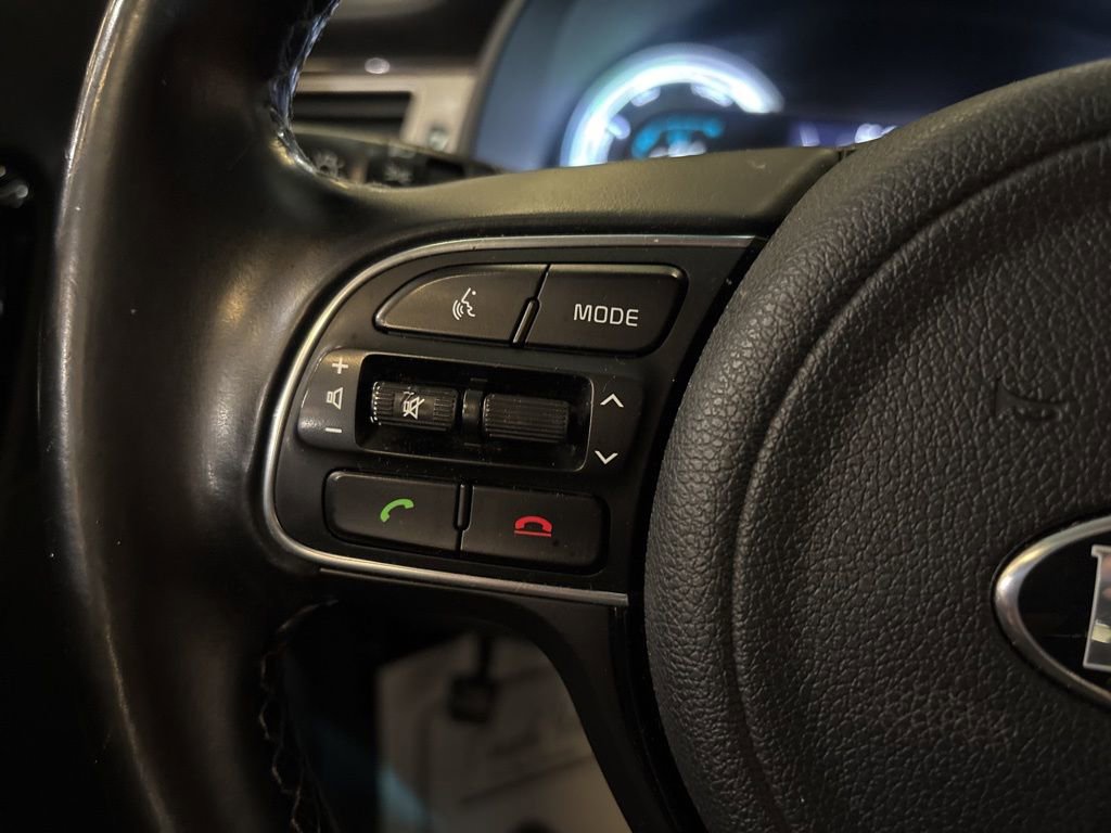 Used 2019 Kia Niro S Touring image 23