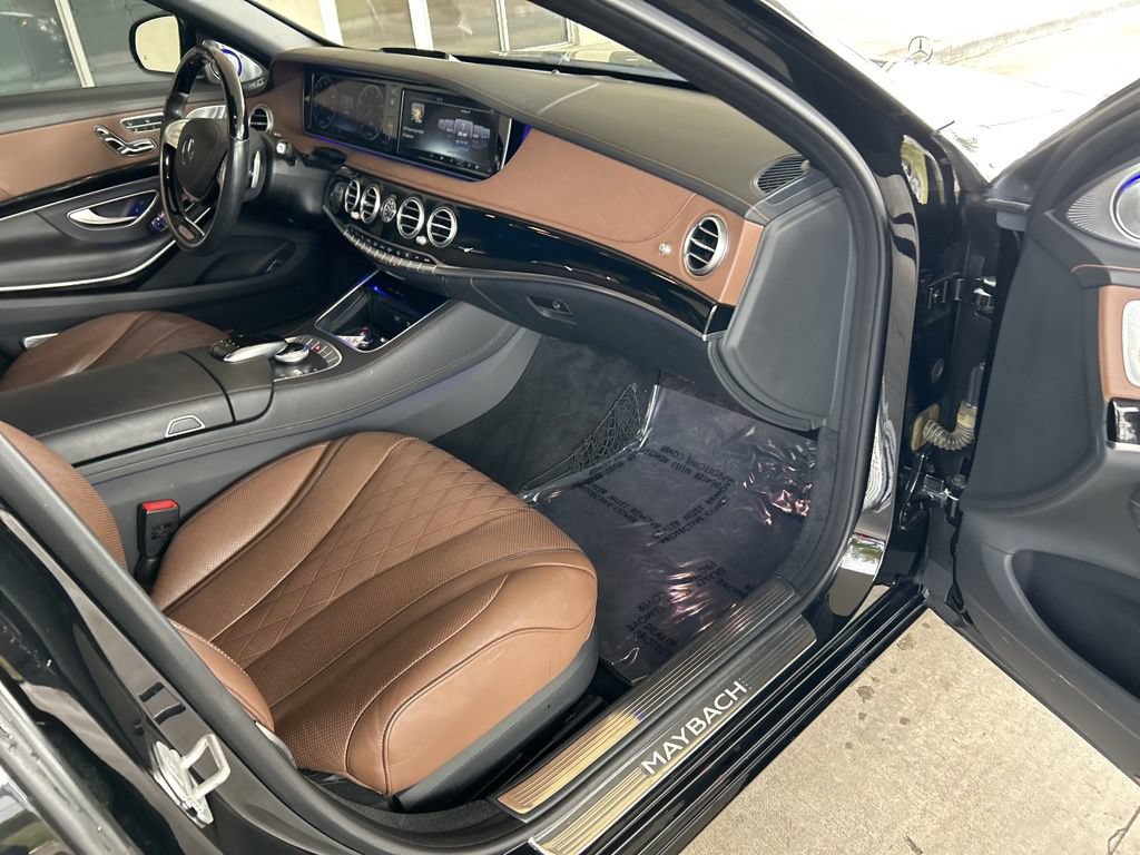 Used 2017 Mercedes-Benz Maybach S 550 4MATIC image 29