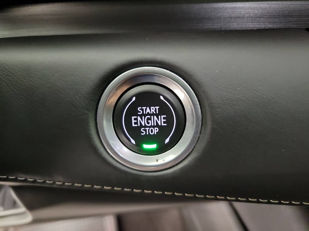 Certified 2022 Cadillac Escalade ESV Premium Luxury Platinum AWD/4WD image 31