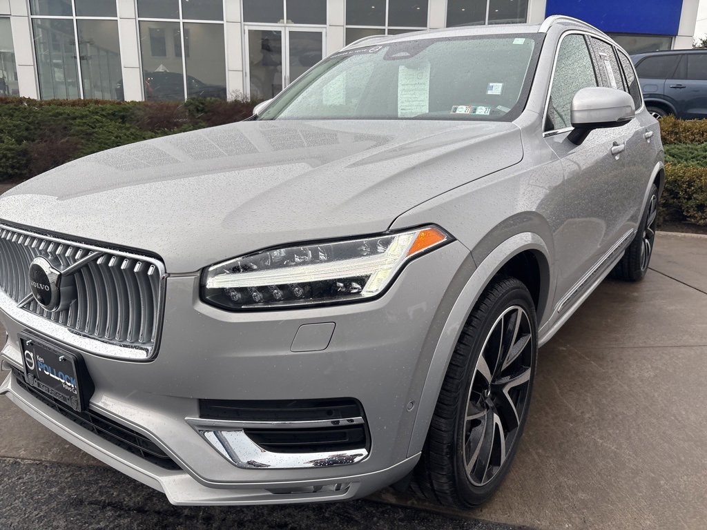Certified 2023 Volvo XC90 B5 Plus image 2