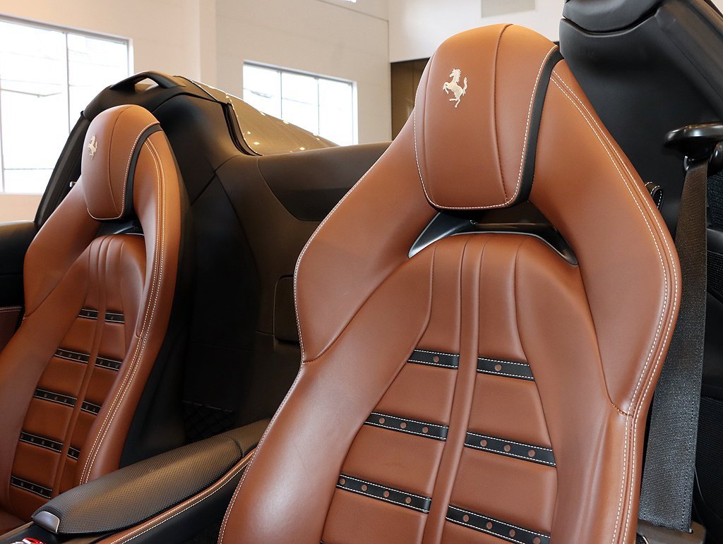 Certified 2021 Ferrari 812 GTS image 85