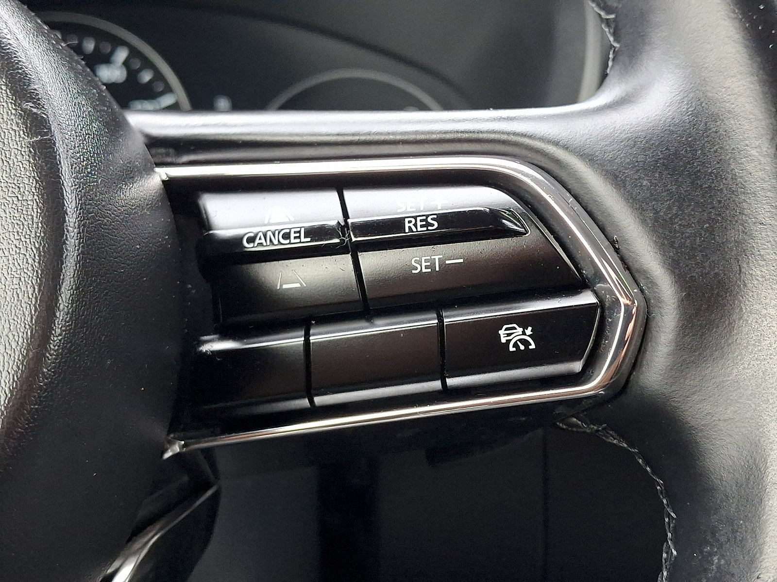 Certified 2024 MAZDA CX-90 3.3 Turbo w/ Preferred Plus AWD/4WD image 25