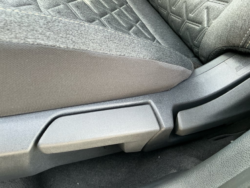 New 2027 Nissan Kicks SV AWD/4WD image 25