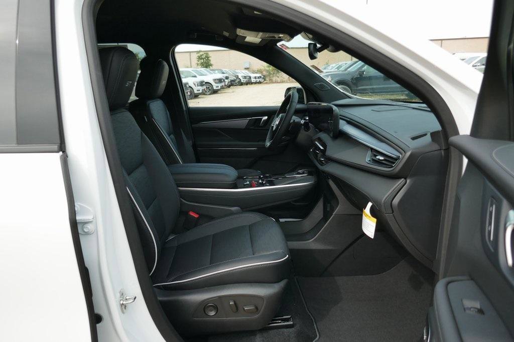 New 2026 Buick Enclave Sport Touring image 9