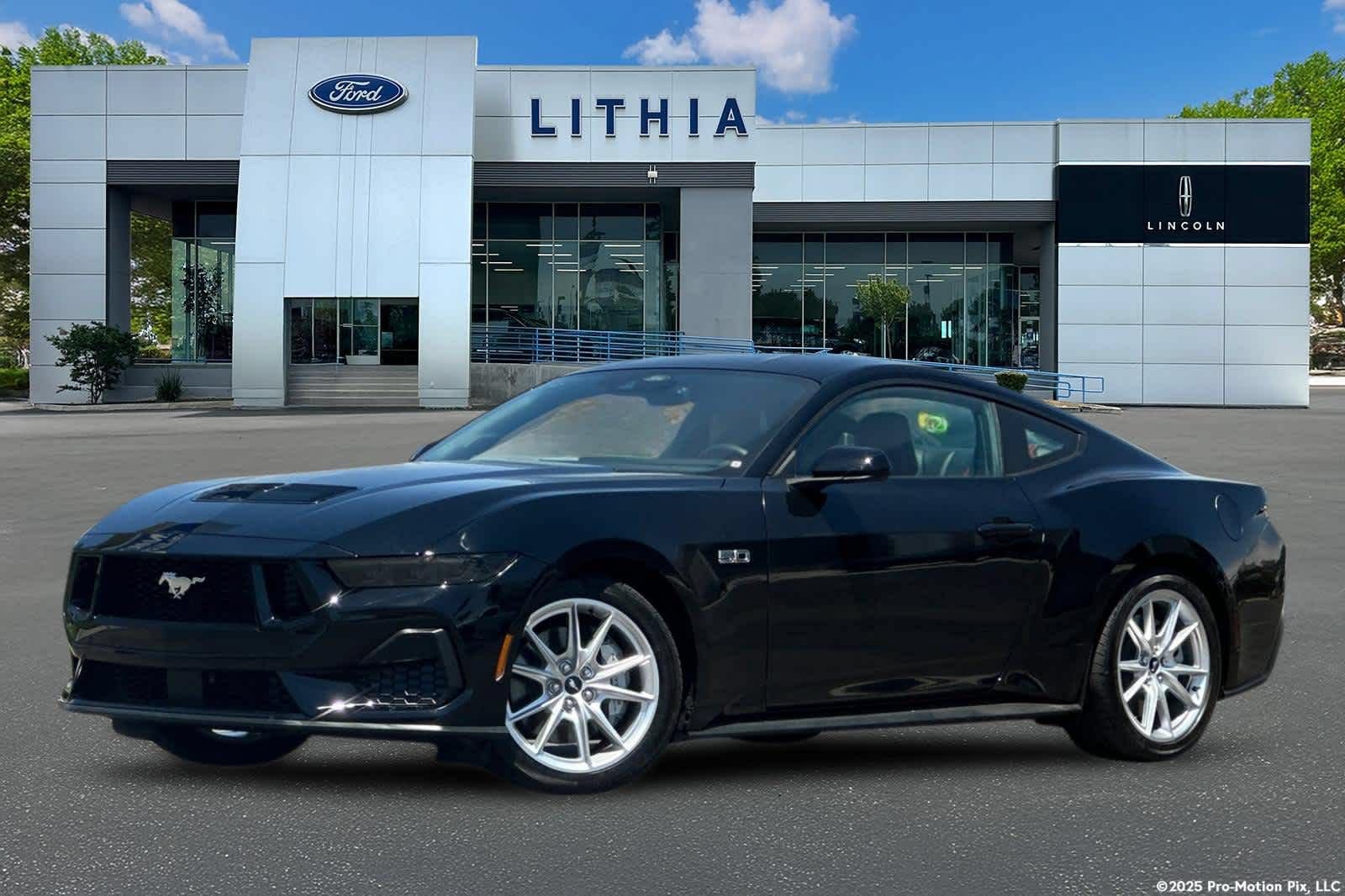 Certified 2025 Ford Mustang GT Premium RWD image 1