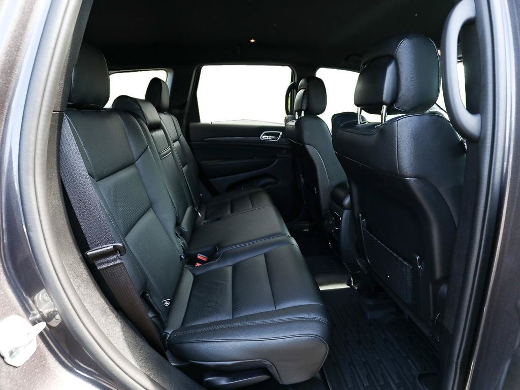 Used 2021 Jeep Grand Cherokee Laredo AWD/4WD image 23