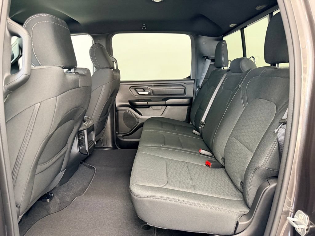 New 2026 RAM 1500 Express AWD/4WD image 5