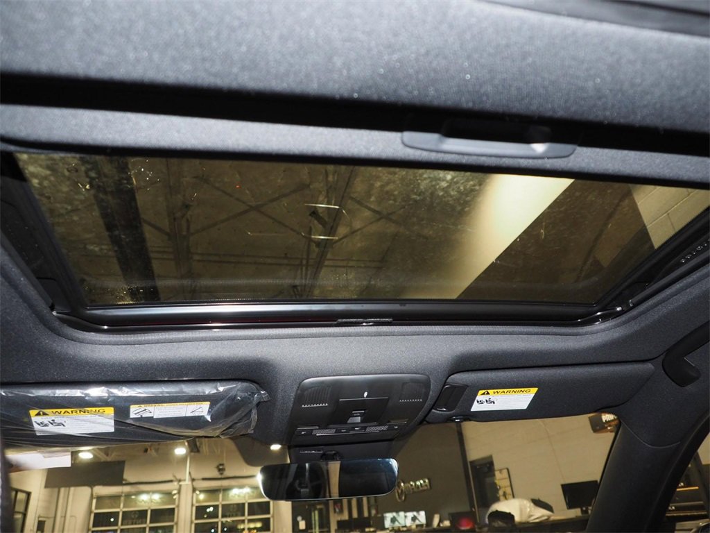 New 2025 MAZDA CX-5 Signature image 6