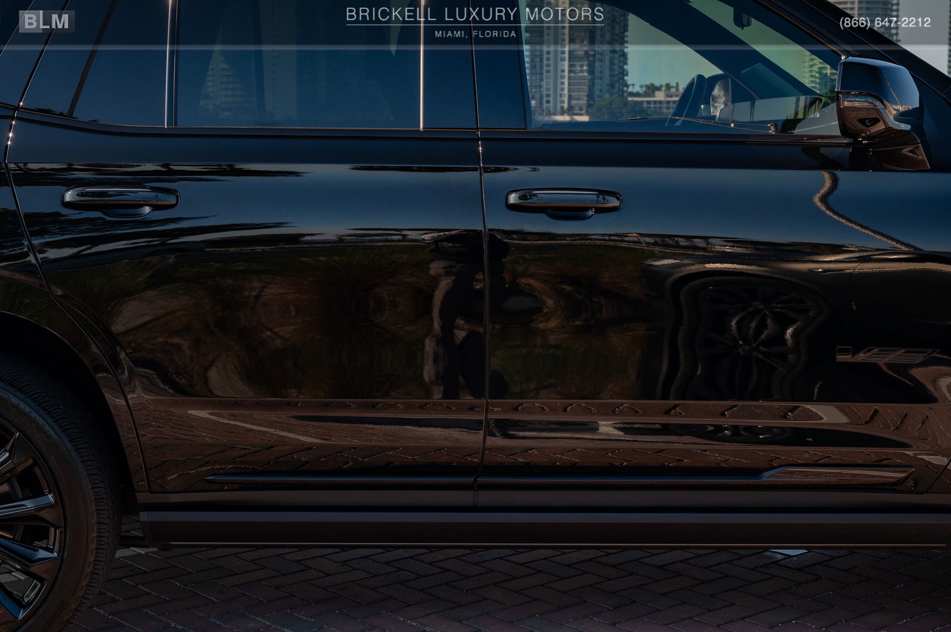 Used 2025 Cadillac Escalade V image 57