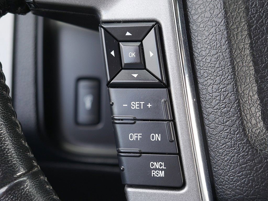 Used 2016 Ford Expedition Platinum AWD/4WD image 32