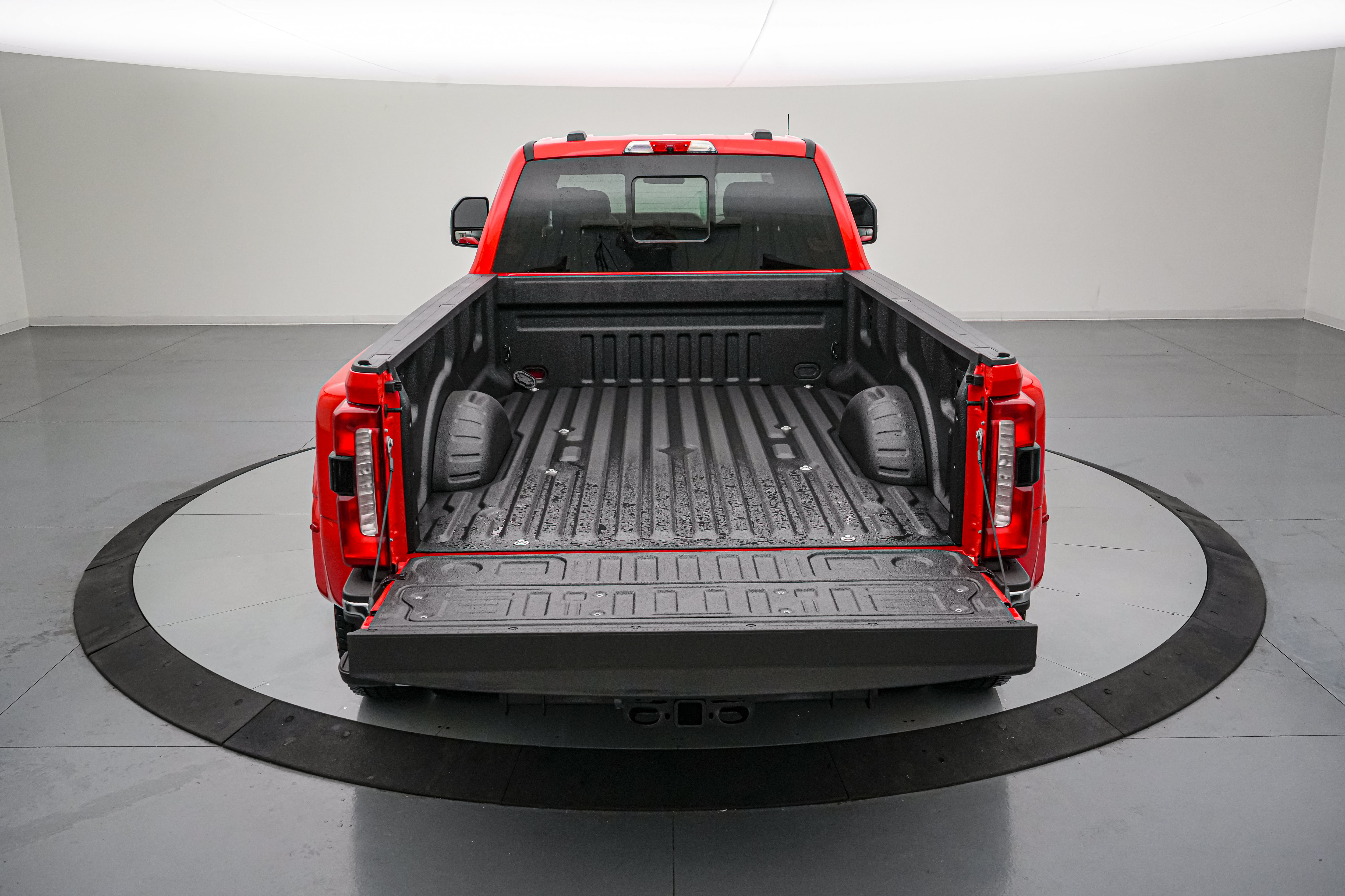 New 2026 Ford F350 XLT w/ 360-Degree Camera Package AWD/4WD image 7