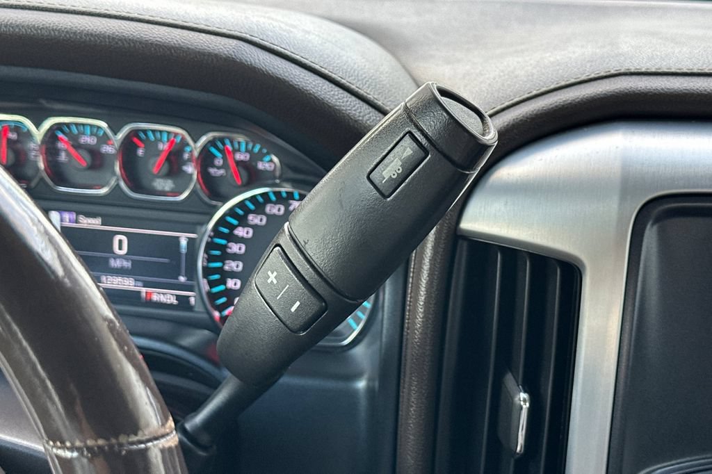 Used 2018 GMC Sierra 2500 SLE w/ SLE Preferred Package AWD/4WD image 21