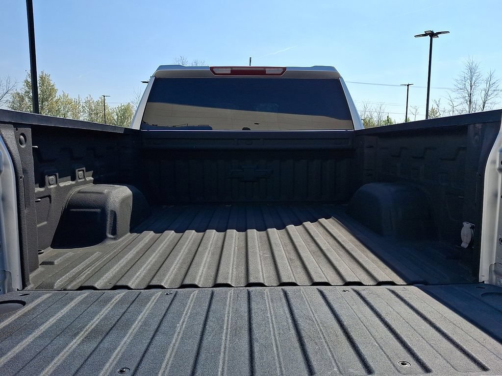 Used 2022 Chevrolet Silverado 1500 LTZ AWD/4WD image 29