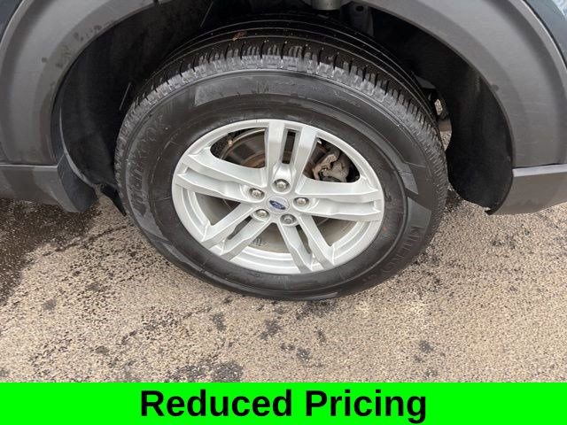 Used 2022 Ford Explorer XLT image 47
