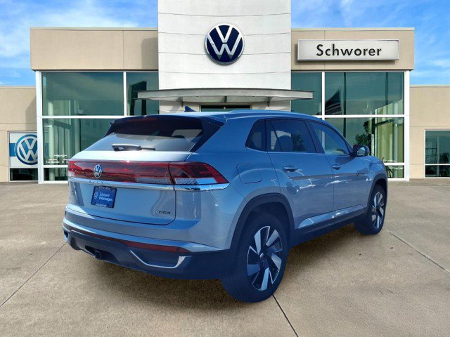 New 2026 Volkswagen Atlas Cross Sport SE AWD/4WD image 4
