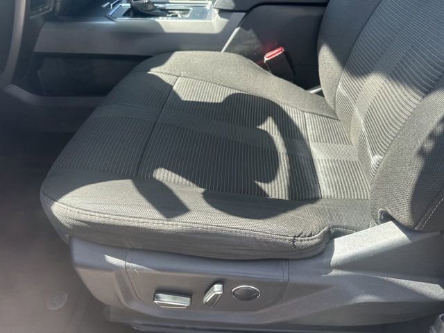 Used 2015 Ford F150 XLT w/ Equipment Group 302A Luxury image 15