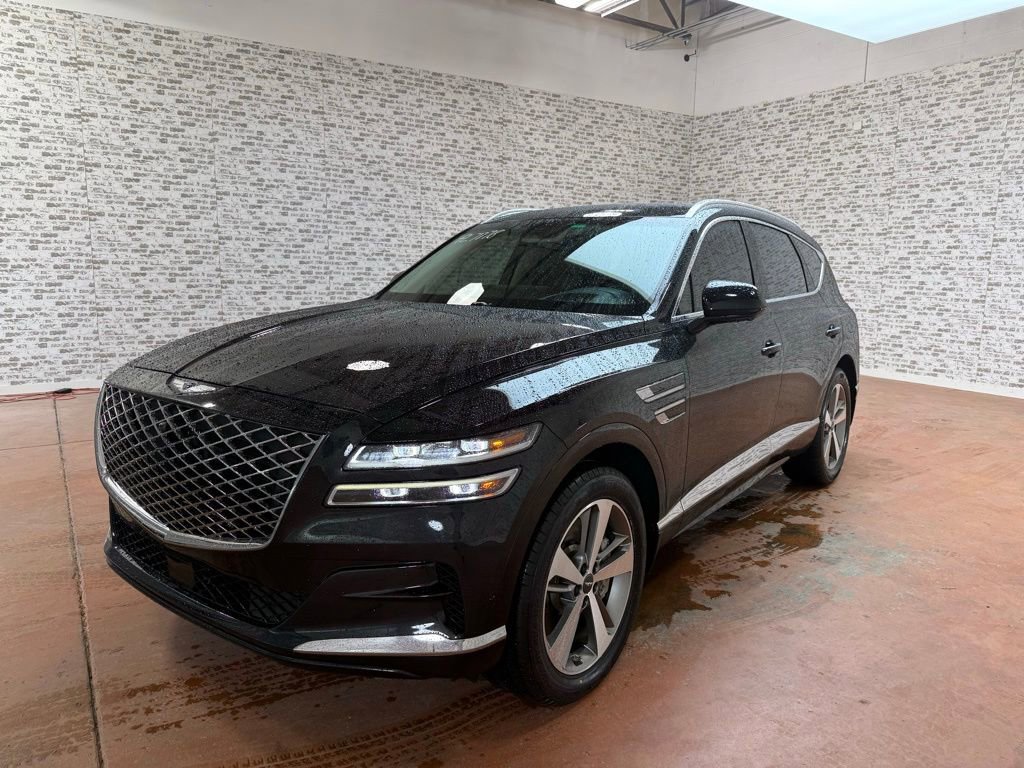 Used 2023 Genesis GV80 3.5T Prestige w/ Winter Weather Package image 3