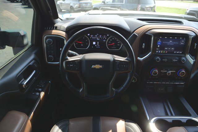 Used 2022 Chevrolet Silverado 3500 High Country w/ Technology Package image 27