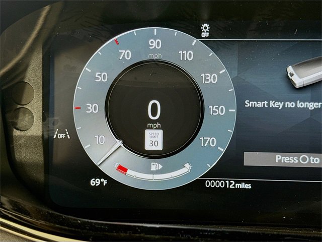 New 2026 Land Rover Range Rover Evoque Dynamic SE image 13