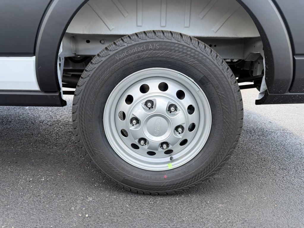 New 2026 Ford Transit 250 148 Medium Roof Extended AWD w/ Load Area Protection Package image 35