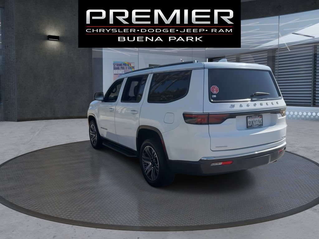 Certified 2022 Jeep Wagoneer Series III AWD/4WD image 6