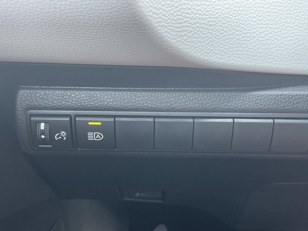 New 2026 Toyota Corolla SE FWD image 28