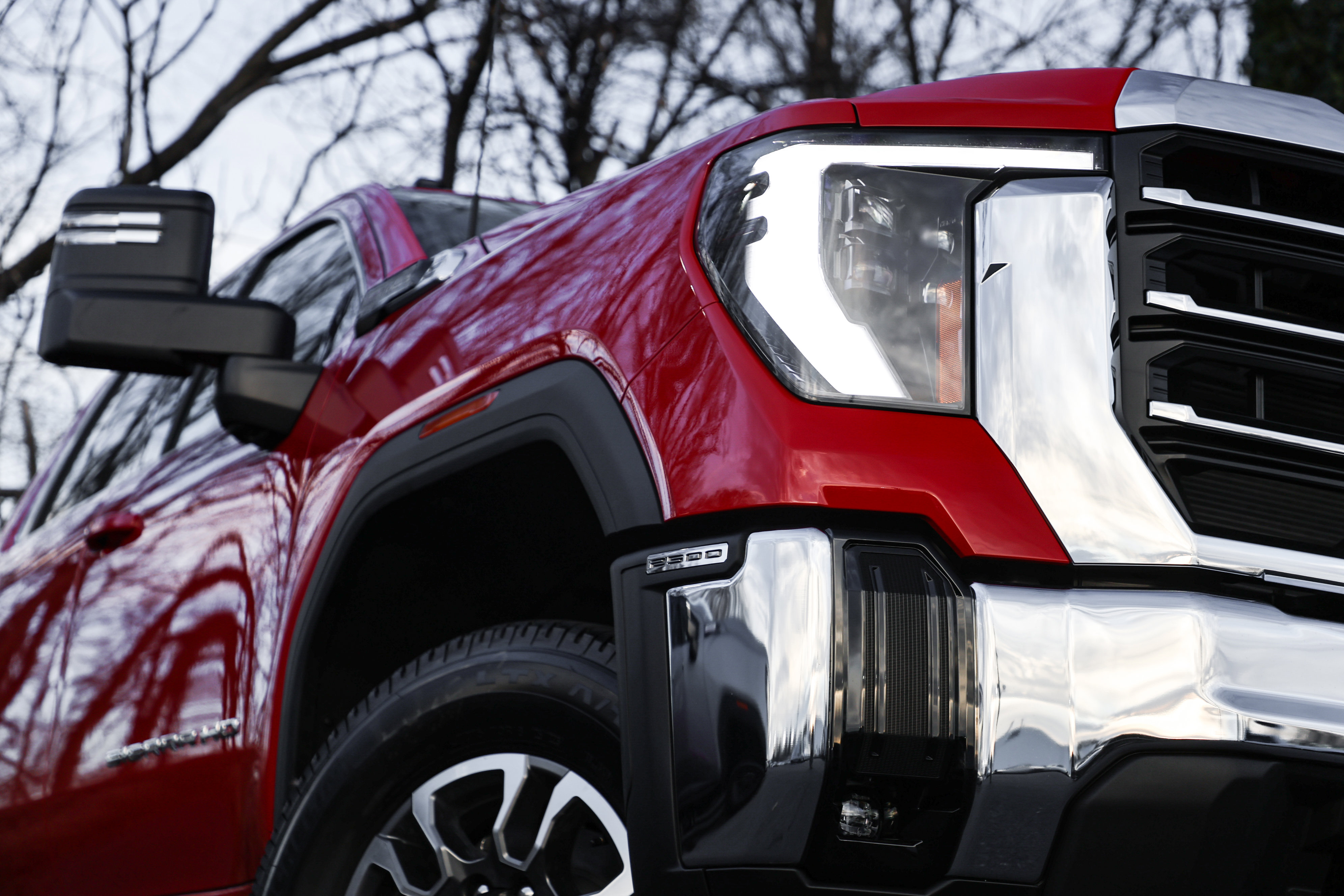 New 2026 GMC Sierra 2500 SLE w/ SLE Value Package; image 3