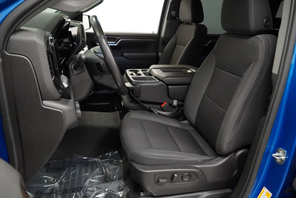 Certified 2022 Chevrolet Silverado 1500 LT AWD/4WD image 8