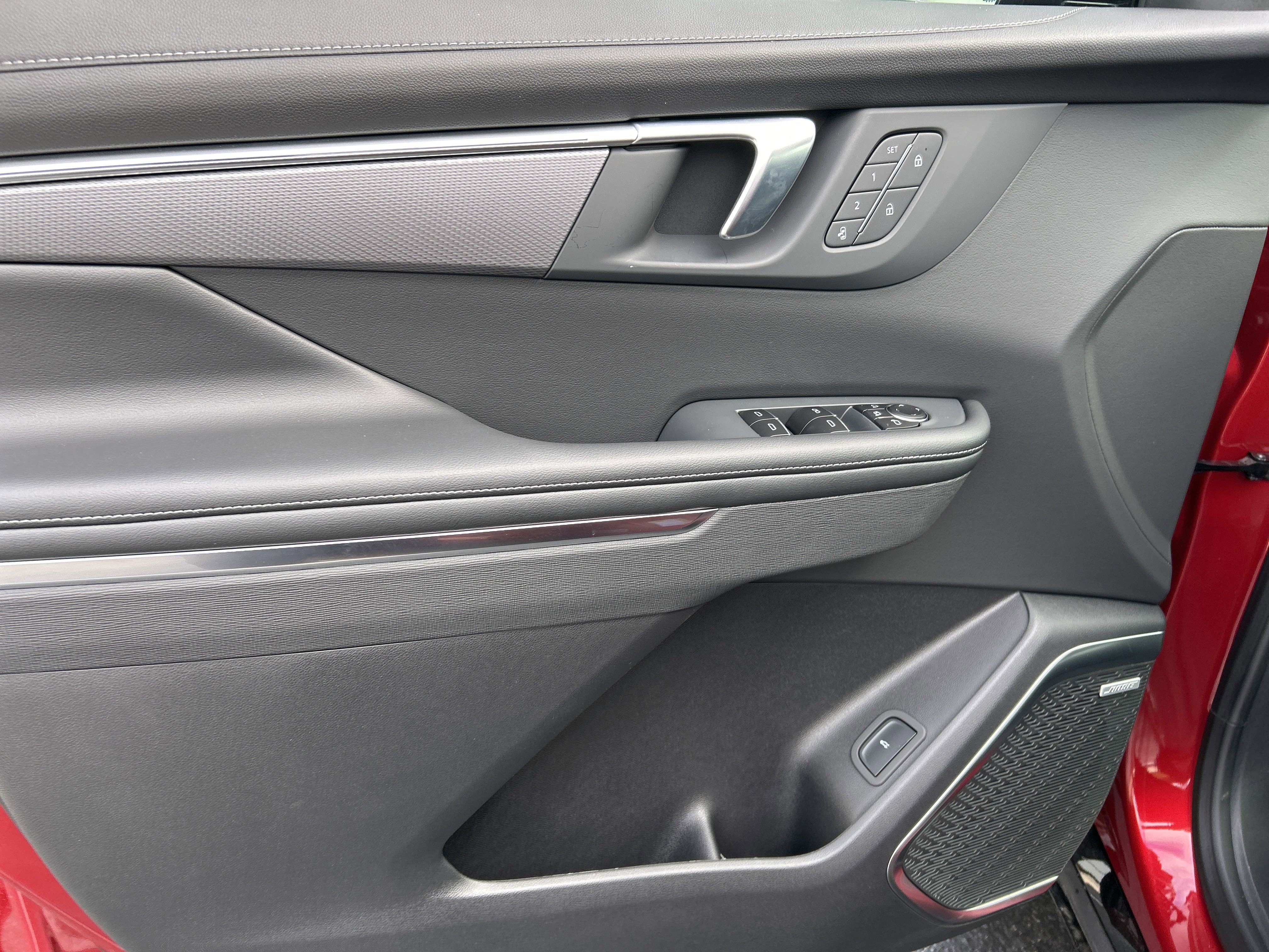 New 2025 Buick Enclave Sport Touring w/ Power Package image 16