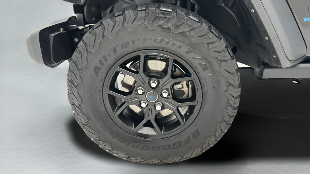 Used 2024 Jeep Wrangler Unlimited AWD/4WD image 9