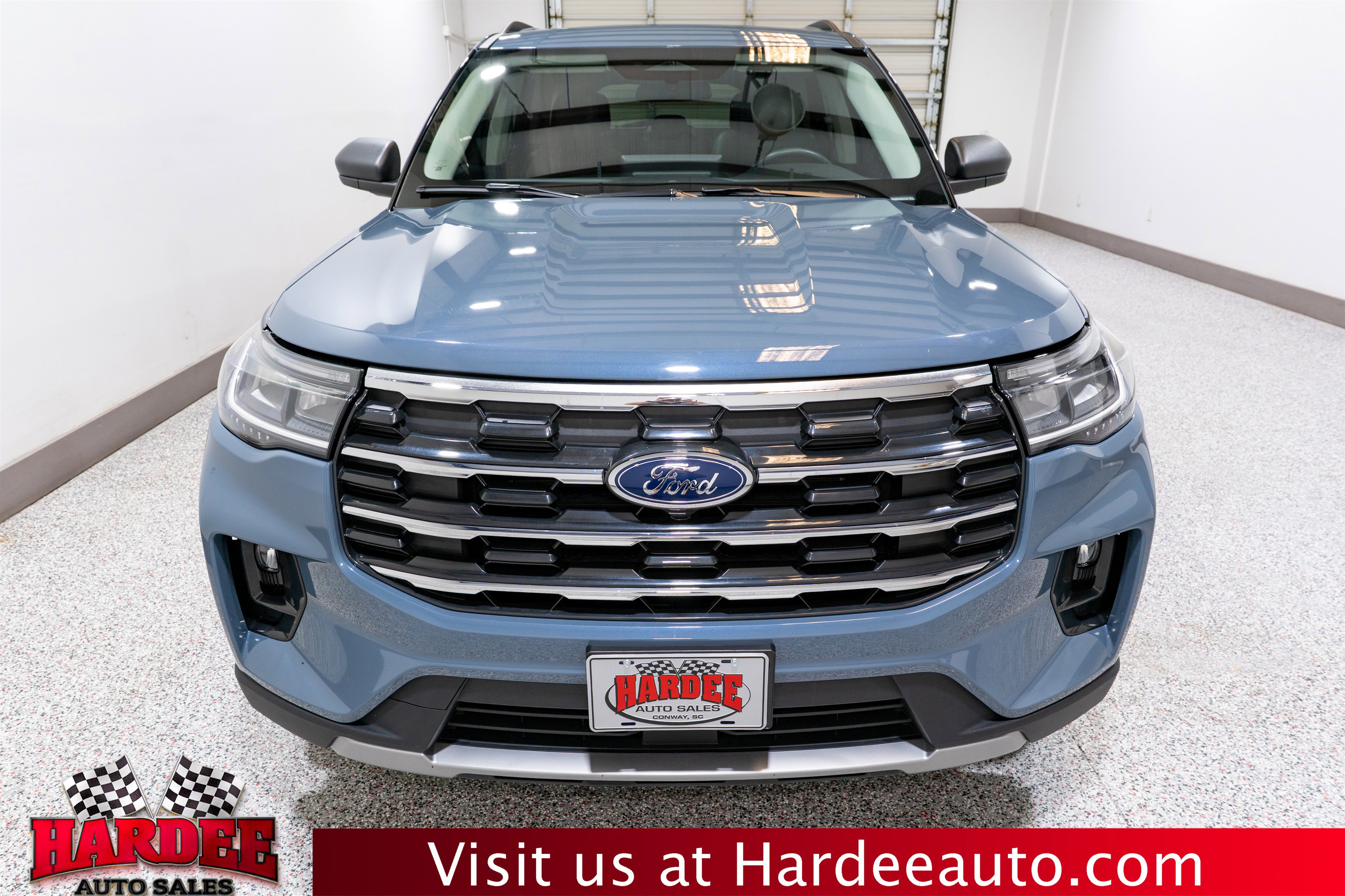 Used 2025 Ford Explorer Active w/ Active Comfort Package AWD/4WD image 7