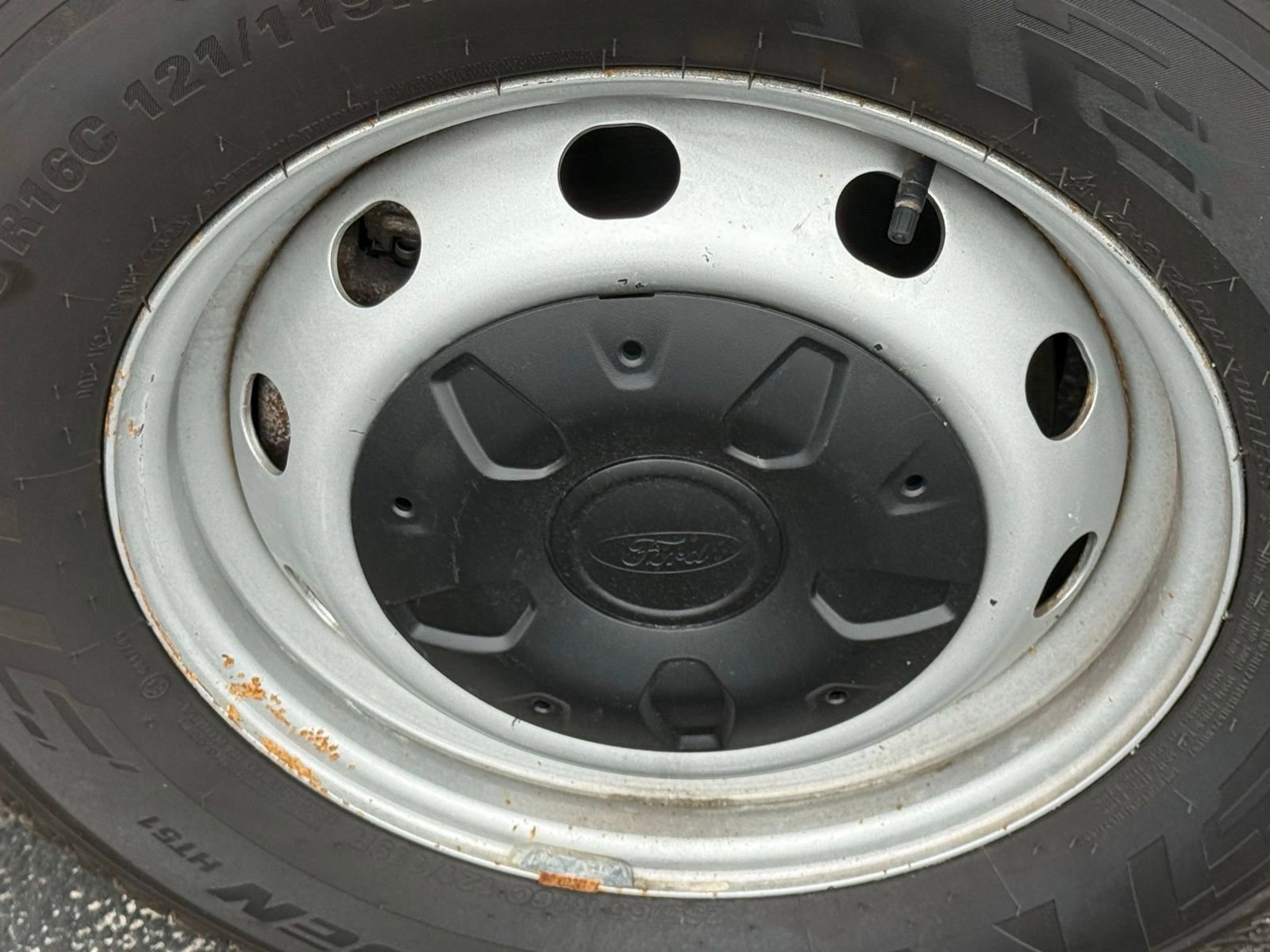Used 2022 Ford Transit 250 Medium Roof image 10