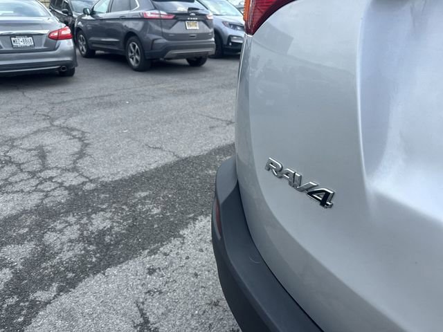 Used 2013 Toyota RAV4 LE image 25
