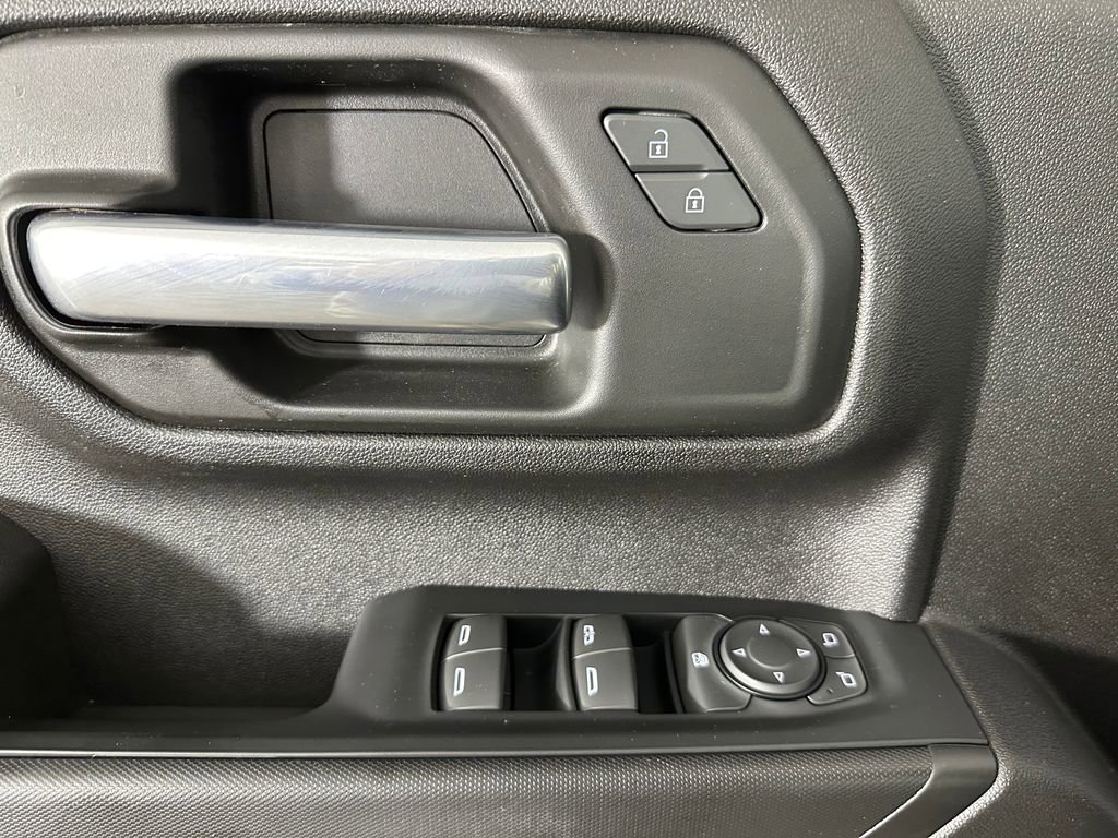 Used 2023 GMC Sierra 2500 Pro w/ Convenience Package image 23