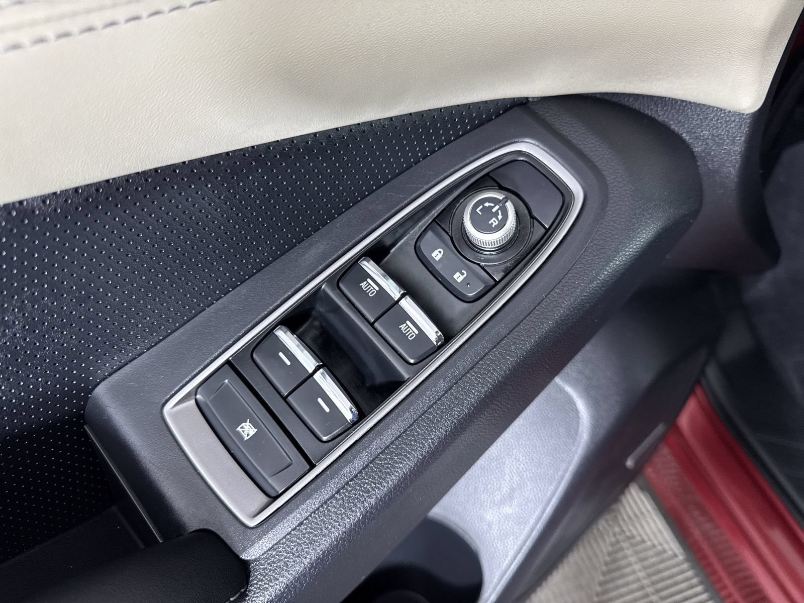 Used 2021 Subaru Ascent Limited w/ Technology Package AWD/4WD image 14