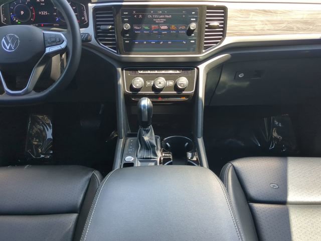 Used 2022 Volkswagen Atlas Cross Sport SE image 16