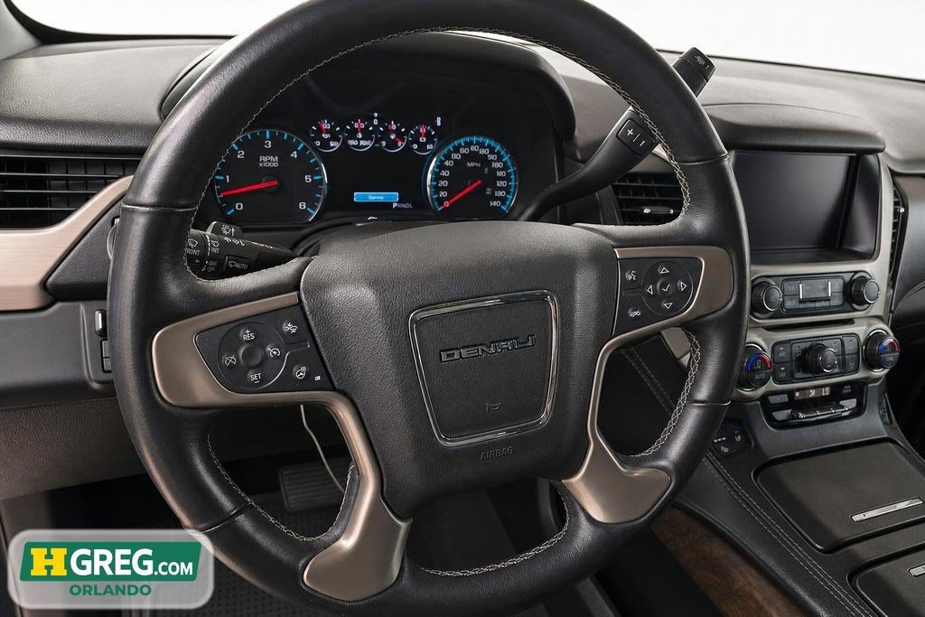 Used 2018 GMC Yukon Denali RWD image 10