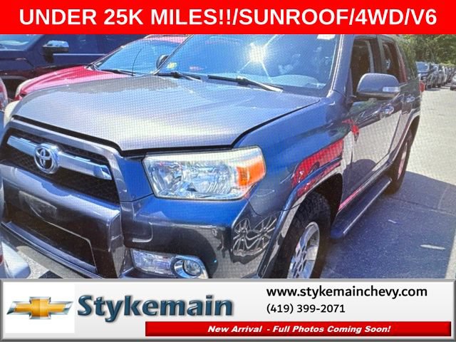 Used 2013 Toyota 4Runner SR5 w/ Convenience Pkg AWD/4WD image 1