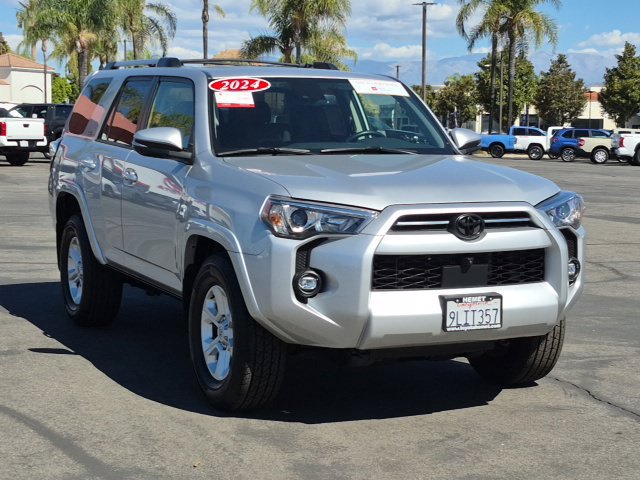 Used 2024 Toyota 4Runner SR5 Premium w/ Moonroof Package RWD image 3