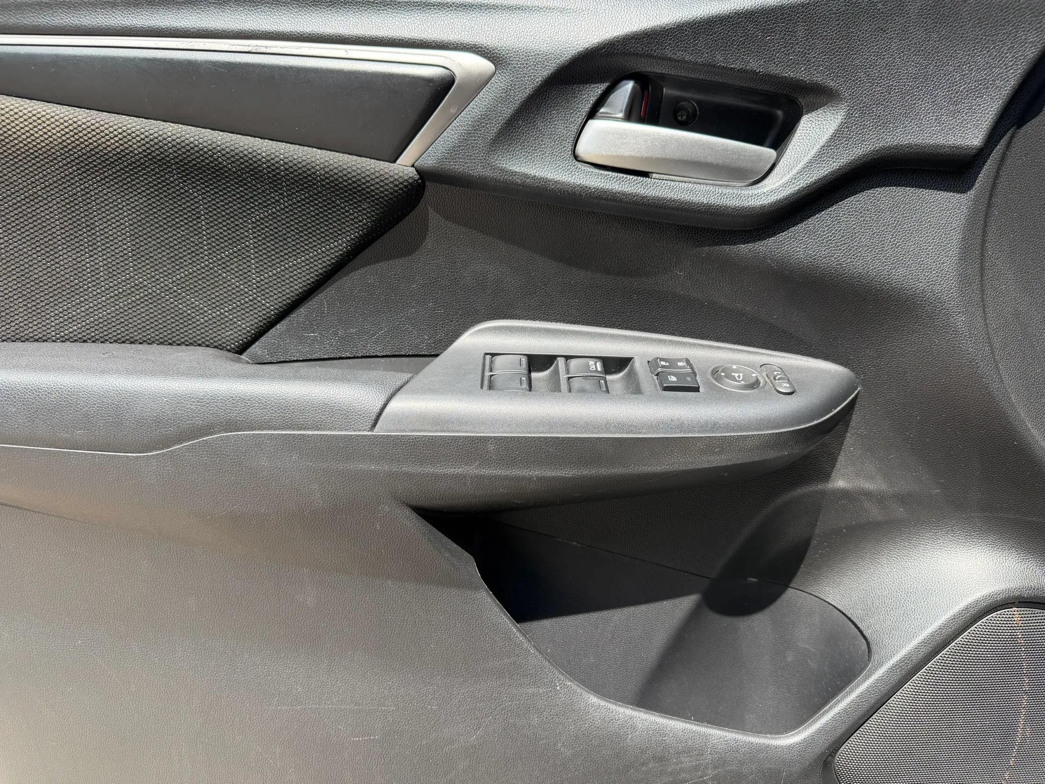 Used 2016 Honda Fit EX image 9