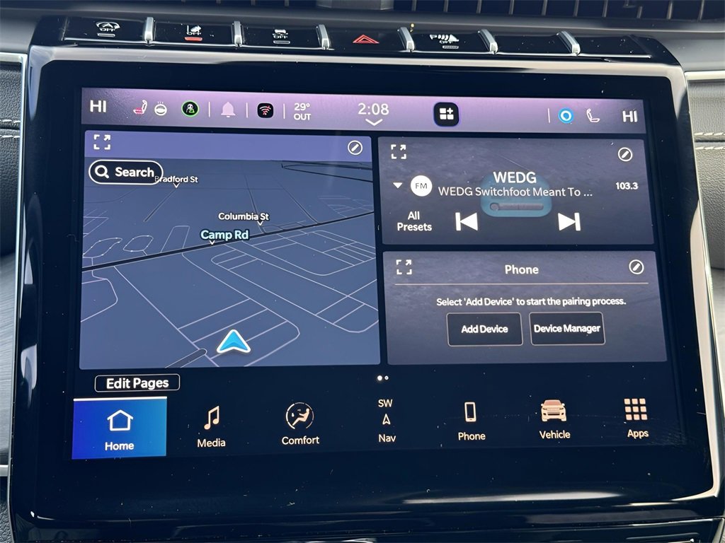 Used 2024 Jeep Grand Cherokee L Limited w/ Black Appearance Package image 15