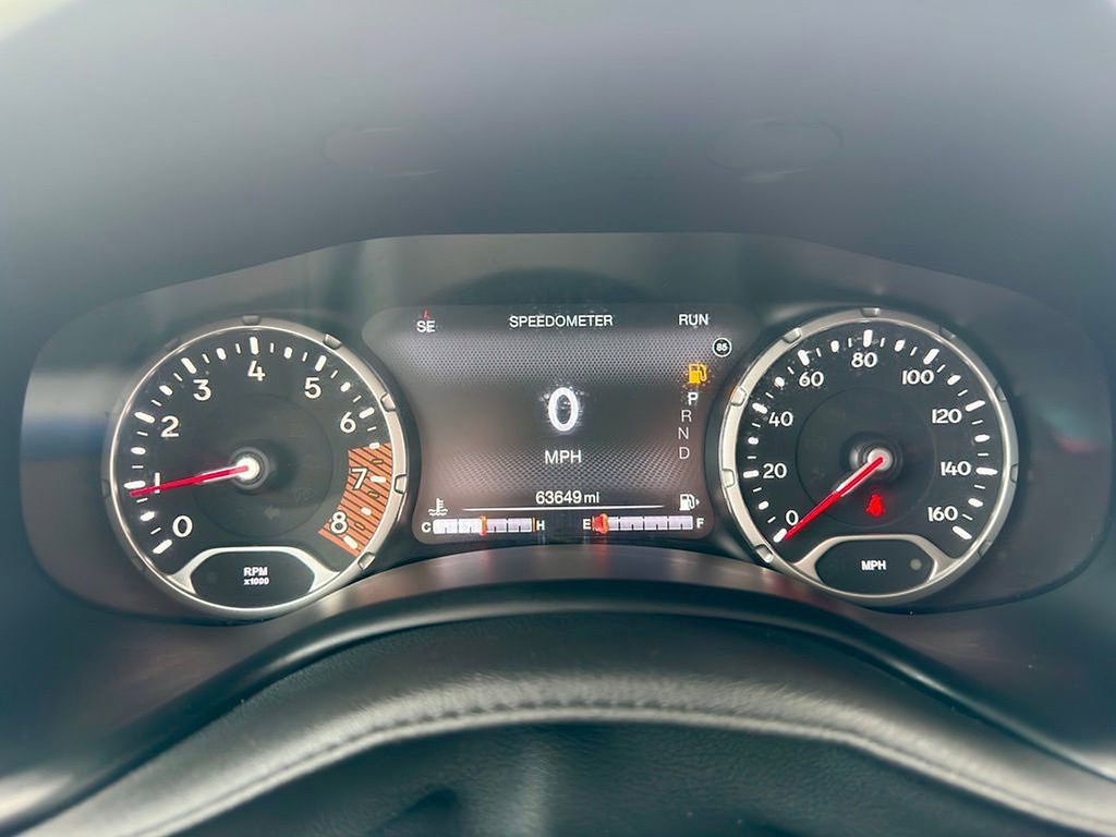 Used 2022 Jeep Renegade Limited AWD/4WD image 17